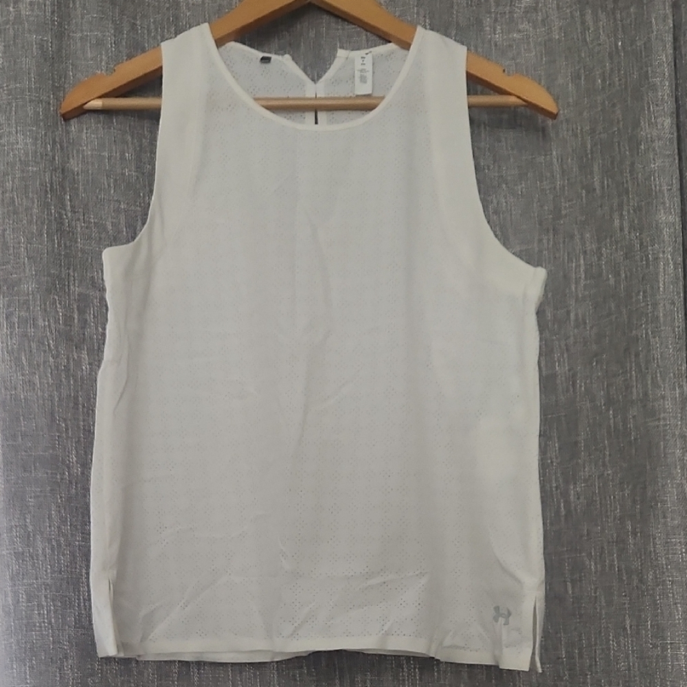 Under Armour Ivory Sleeveless Top